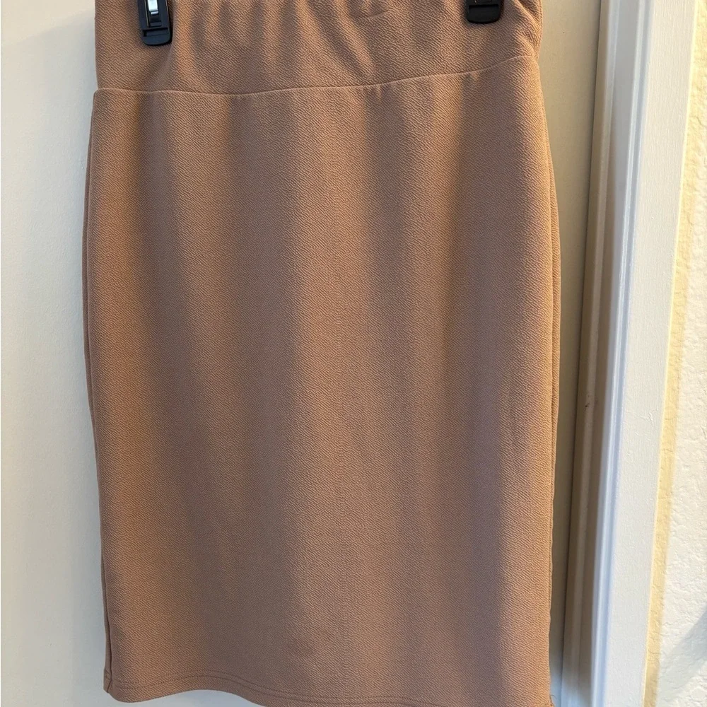 Chic Tan Pencil Skirt for Women - Picture 2 of 4